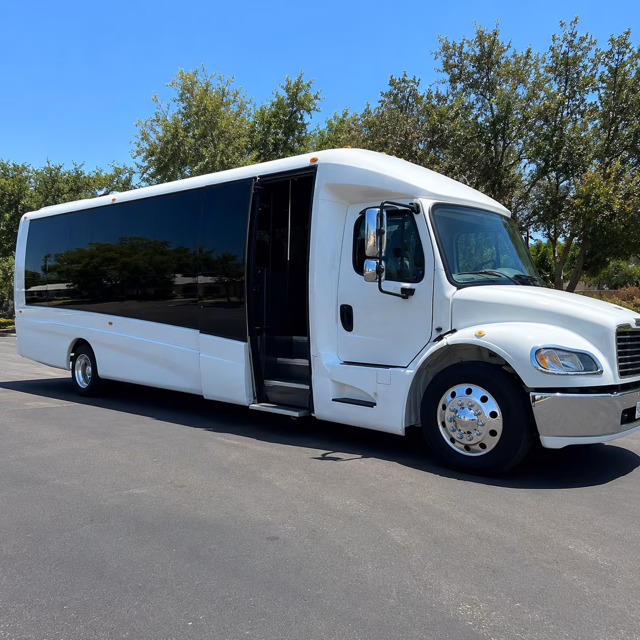 corporate and conference buses serving sugar land s business corridor