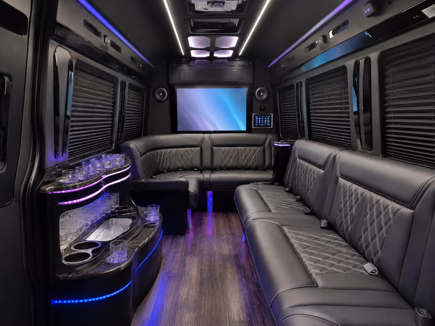 field trip buses for sugar land area college and university groups