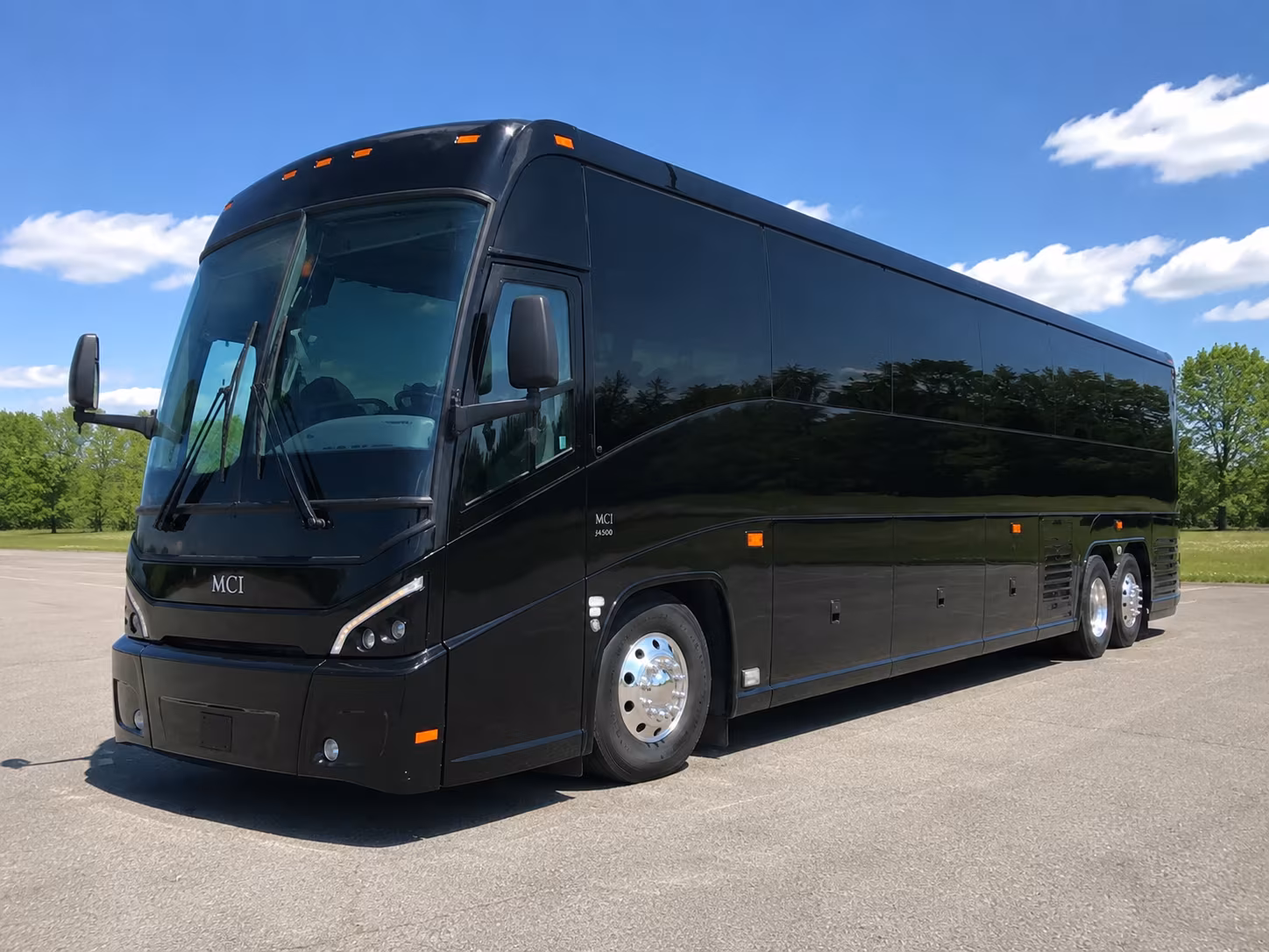 military base shuttle buses serving the houston metro and fort bend county
